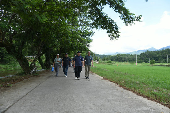 1752650664261788.jpg 2.JPG